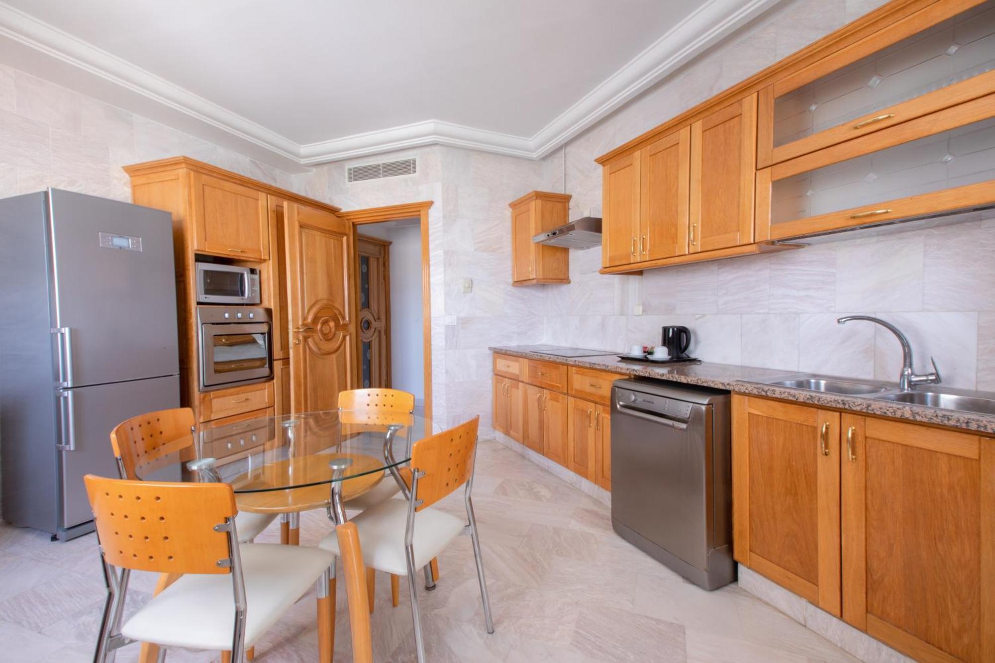 The Penthouse Suites Hotel Ariana Esterno foto