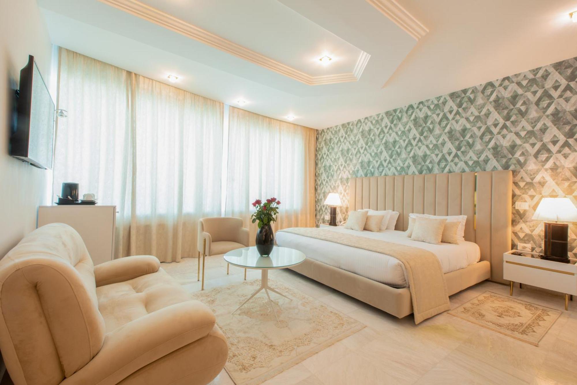 The Penthouse Suites Hotel Ariana Esterno foto