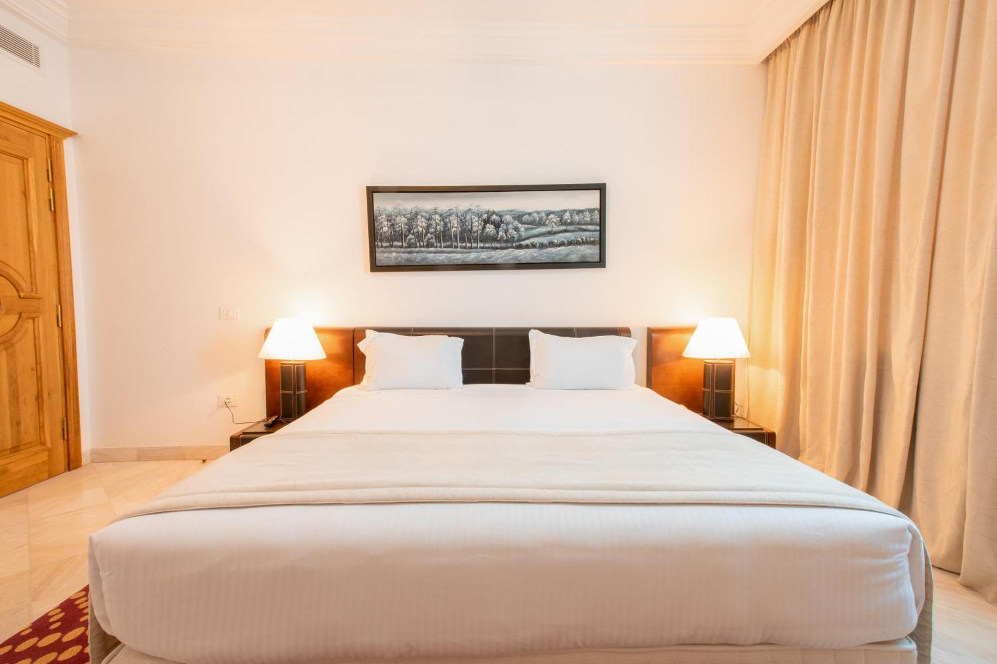 The Penthouse Suites Hotel Ariana Esterno foto