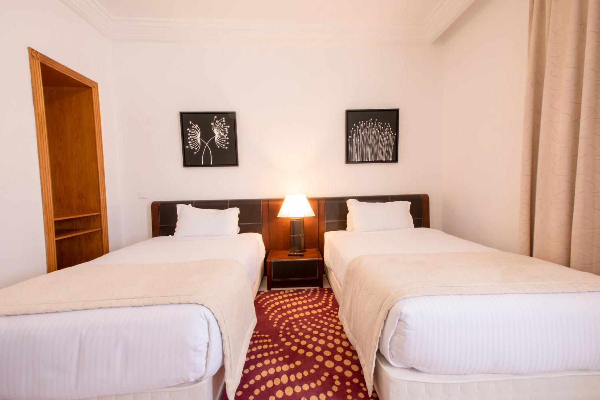 The Penthouse Suites Hotel Ariana Esterno foto